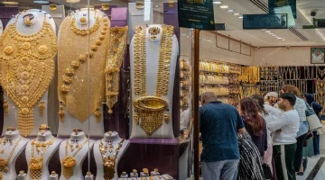 تغيير لافت في الإمارات.. عائلات تعيد صياغة تقاليد شراء الذهب بمناسبات الزفاف